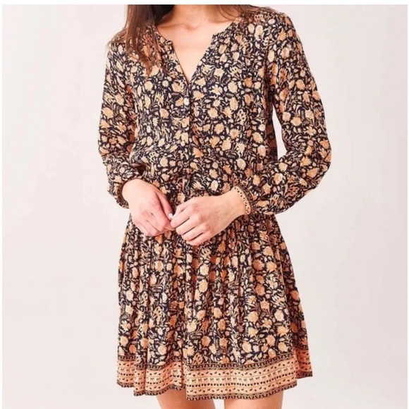 Faherty Montara Wonderlust Floral Long Sleeve Summer Dress in Dark Navy/Orange - Picture 4 of 10